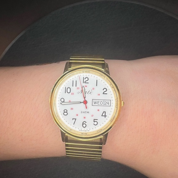 Nate Accessories - Classic Naté Gold Women's Watch with White Dial